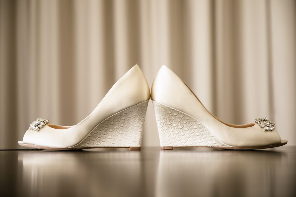 Wedge shoes is great for beginner to learn how to walk in high heels