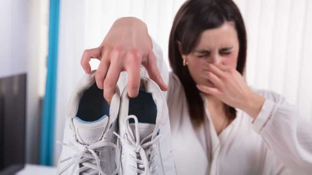 10 Ways to Make Shoes Not Smell Again Sizzey