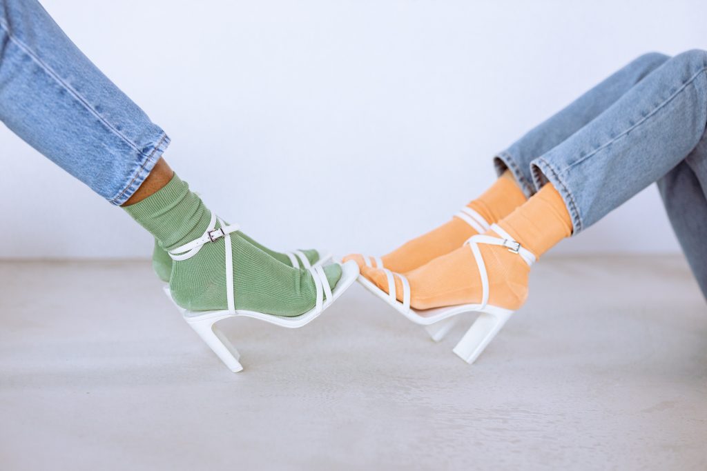 what shoes with skinny jeans