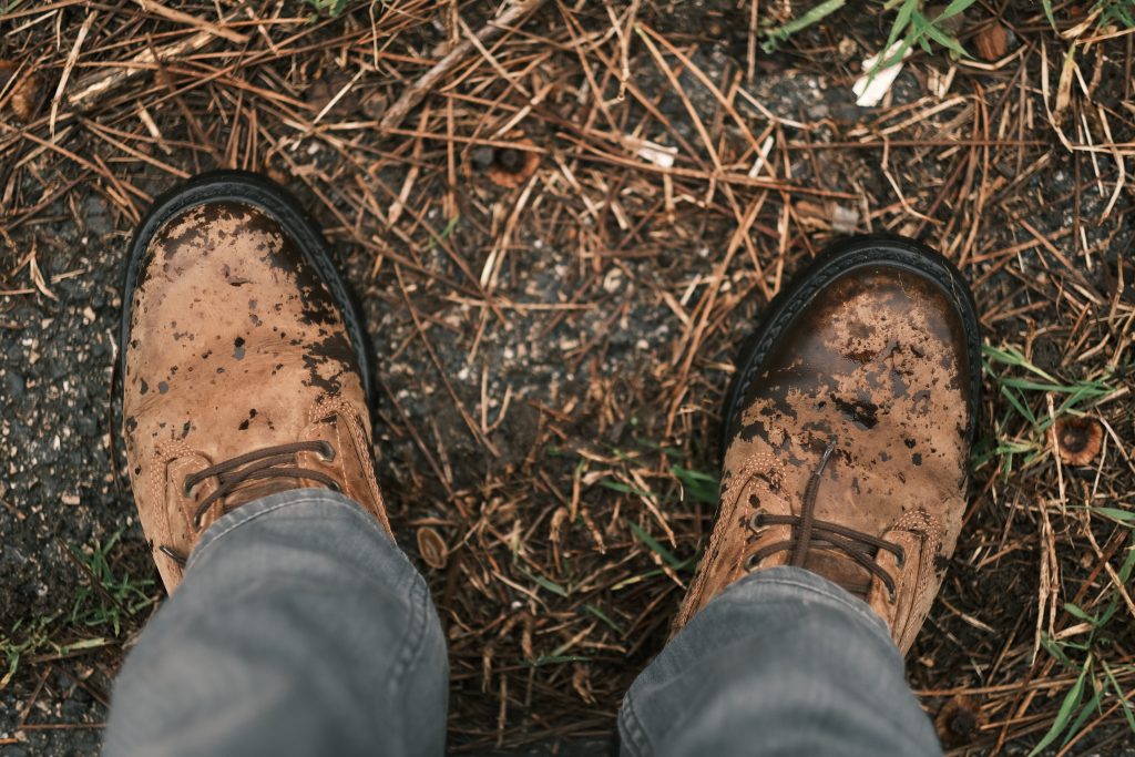 how to properly clean suede shoes