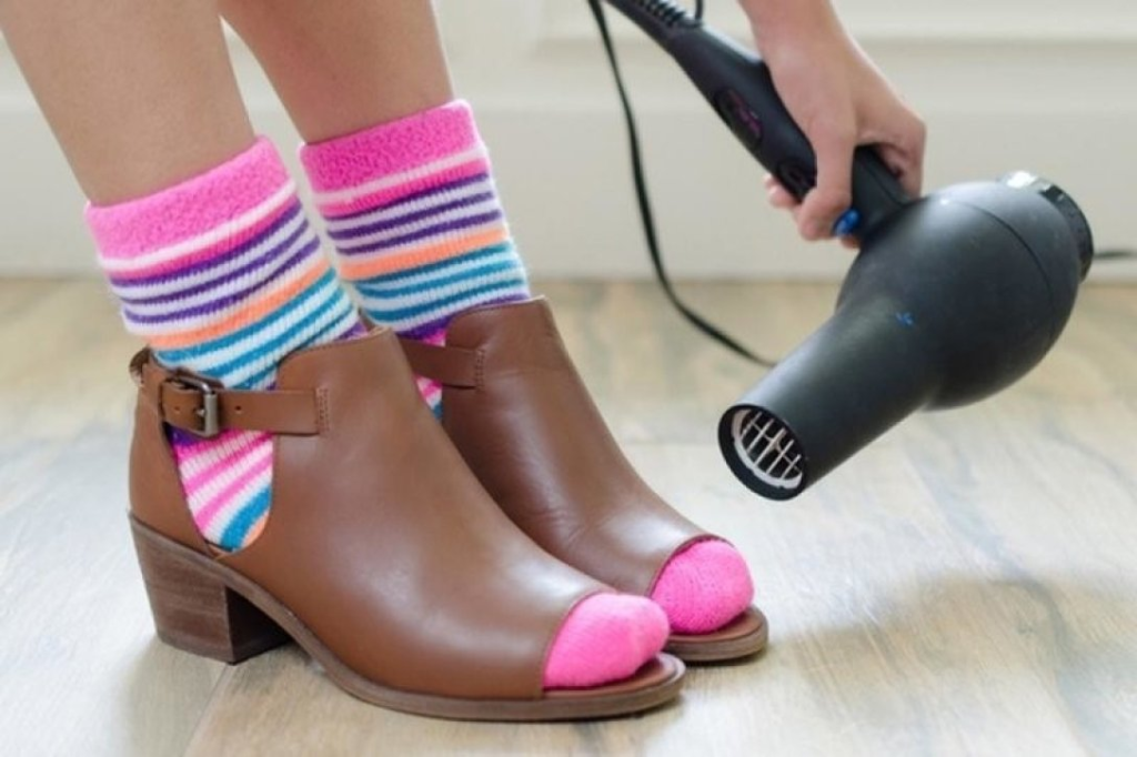 How to Break in a New Pair of Shoes